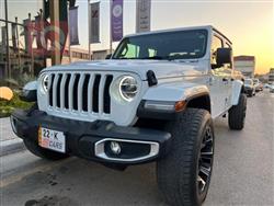 جیپ گلادیەتەر